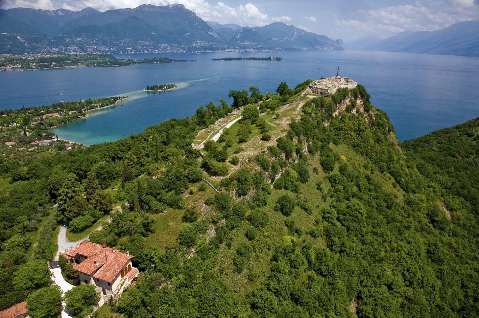Borgo Dei Poeti Romantik Hotel مانربا ديل جاردا المظهر الخارجي الصورة